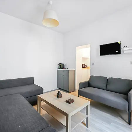 L'atelier Secret - Batignolles - Metro - 17 * Parijs