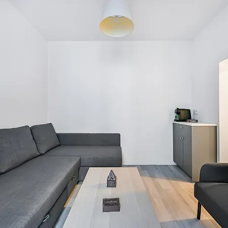 L'atelier Secret - Batignolles - Metro - 17 *
