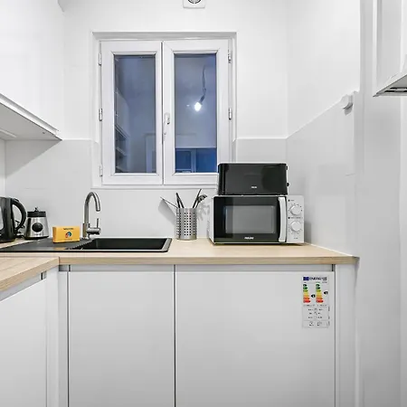 L'atelier Secret - Batignolles - Metro - 17